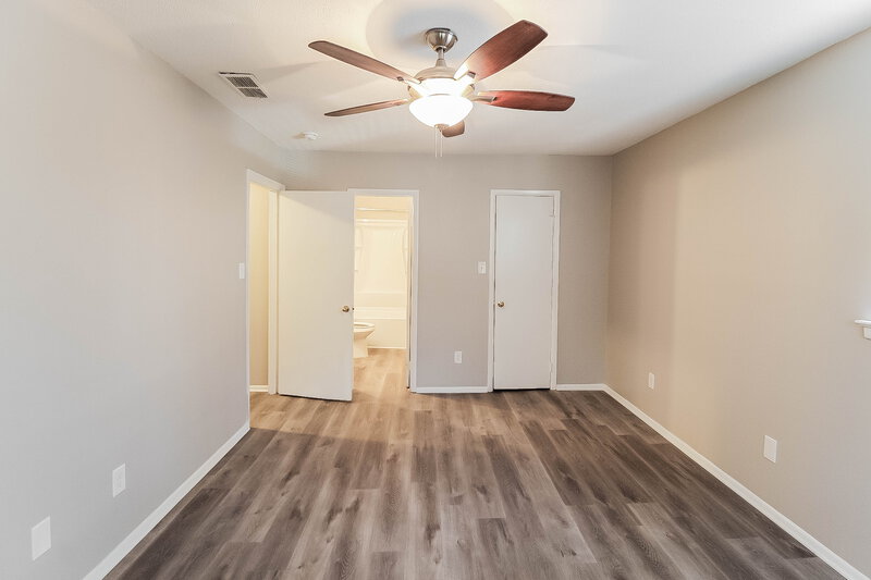 1,855/Mo, 3611 Tufts Court Decatur, GA 30034 Main Bedroom View 2