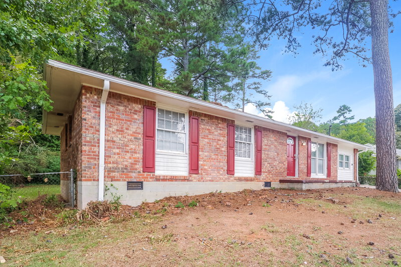 2,210/Mo, 8175 Eton Court Jonesboro, GA 30238 Front View