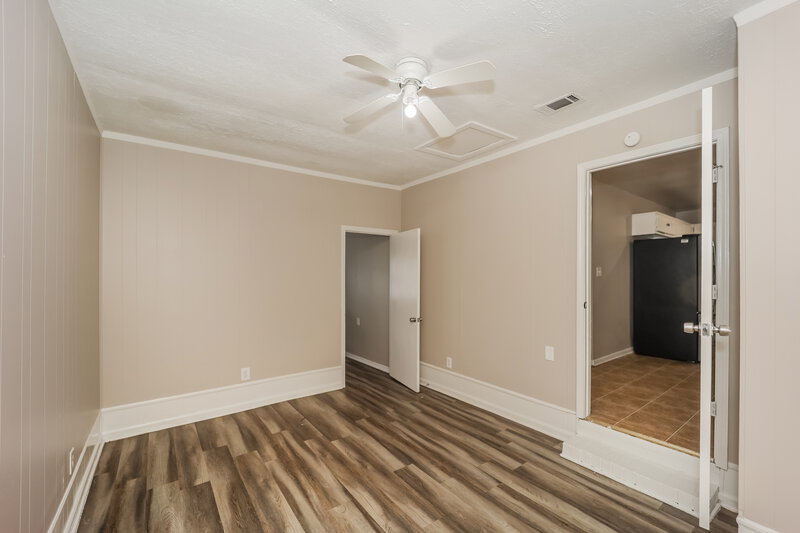 2,210/Mo, 8175 Eton Court Jonesboro, GA 30238 Bonus Room View