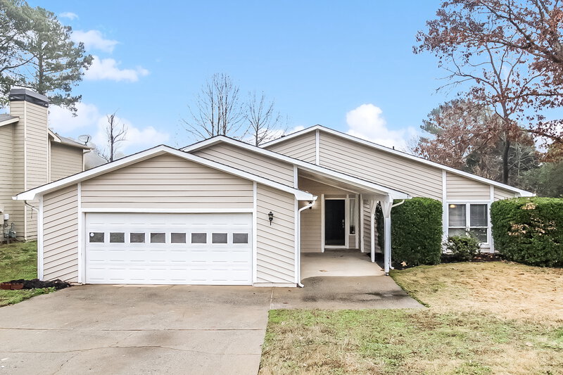 2,590/Mo, 2468 Mistletoe Lane Snellville, GA 30039 External View