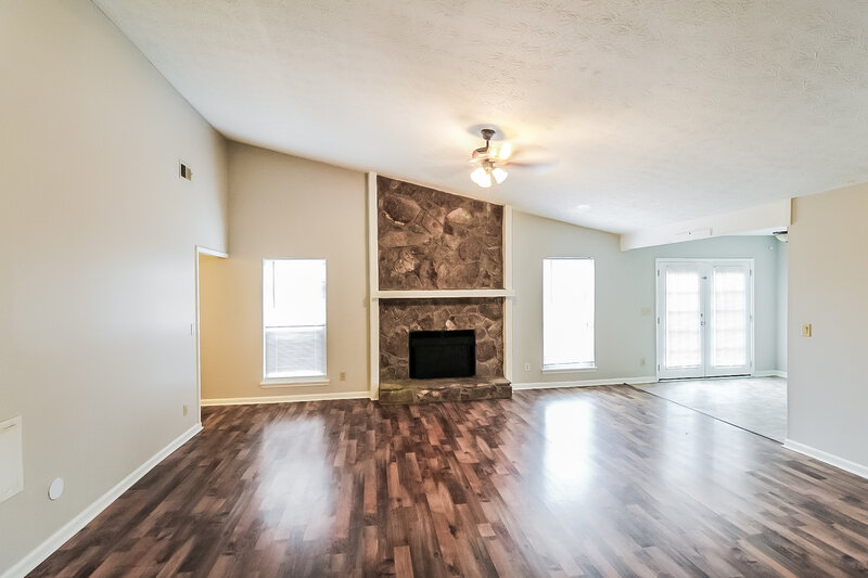 2,590/Mo, 2468 Mistletoe Lane Snellville, GA 30039 Living Room View