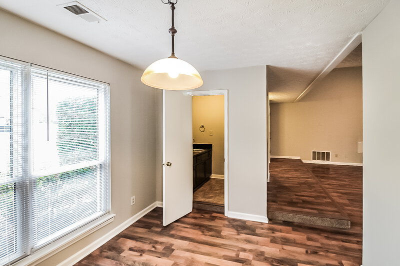 2,590/Mo, 2468 Mistletoe Lane Snellville, GA 30039 Dining Room View 2