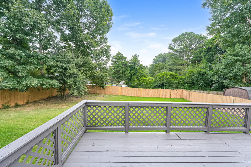 1,940/Mo, 2468 Mistletoe Lane Snellville, GA 30039 Deck View
