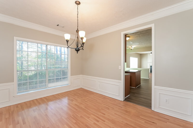 1,890/Mo, 700 Ashton Lane Lawrenceville, GA 30044 Dining Room View