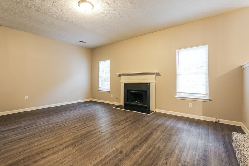 2,175/Mo, 7752 New Castle Way Jonesboro, GA 30236 Misc View