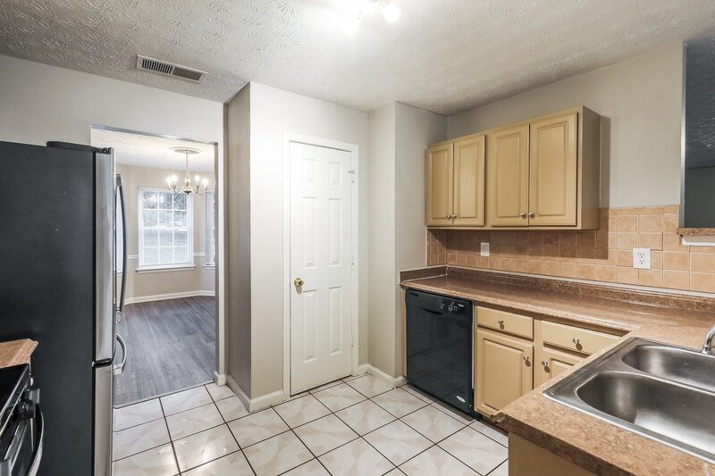 2,175/Mo, 7752 New Castle Way Jonesboro, GA 30236 Misc View 4