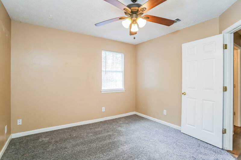 1,980/Mo, 5622 Riverside Drive Sugar Hill, GA 30518 Bedroom View