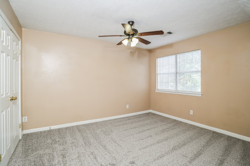 1,980/Mo, 5622 Riverside Drive Sugar Hill, GA 30518 Bedroom View 2