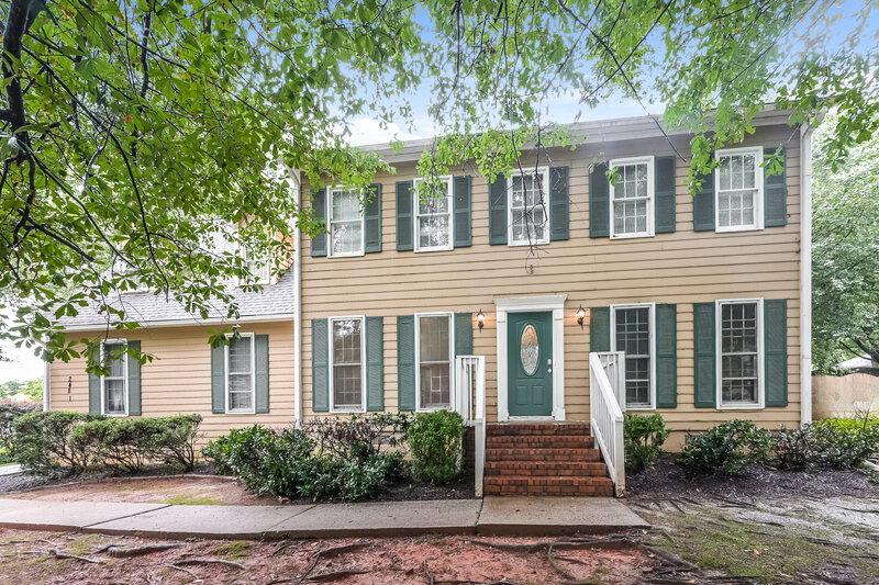 3,370/Mo, 2481 Meadowglen Trail Snellville, GA 30078 External View