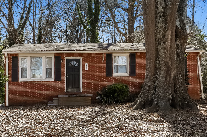 0/Mo, 912 Fairburn Road NW Atlanta, GA 30331 External View