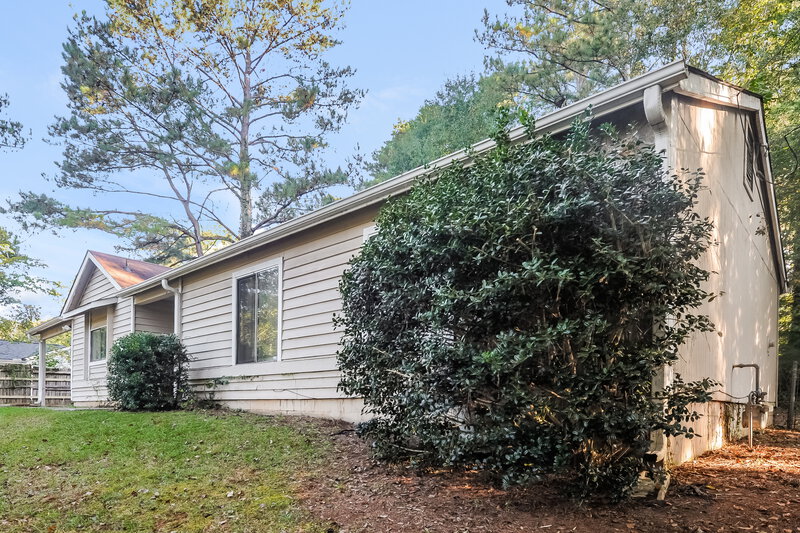 1,600/Mo, 3835 Scarsborough Drive Lawrenceville, GA 30044 Front View