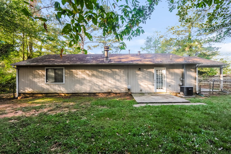 1,600/Mo, 3835 Scarsborough Drive Lawrenceville, GA 30044 Rear View