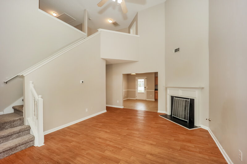 0/Mo, 158 Stillwood Drive Newnan, GA 30265 Living Room View