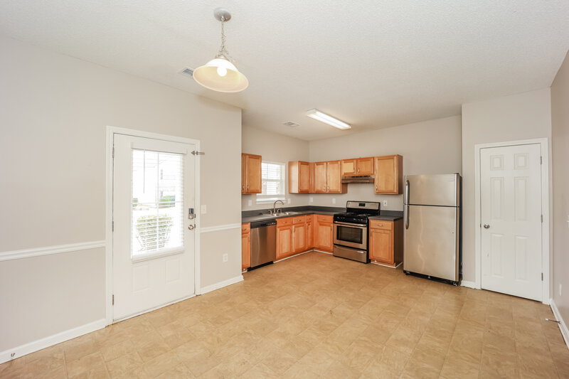 0/Mo, 158 Stillwood Drive Newnan, GA 30265 Dining Room View