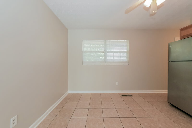 1,500/Mo, 8872 Channing Drive Jonesboro, GA 30238 Dining Room View