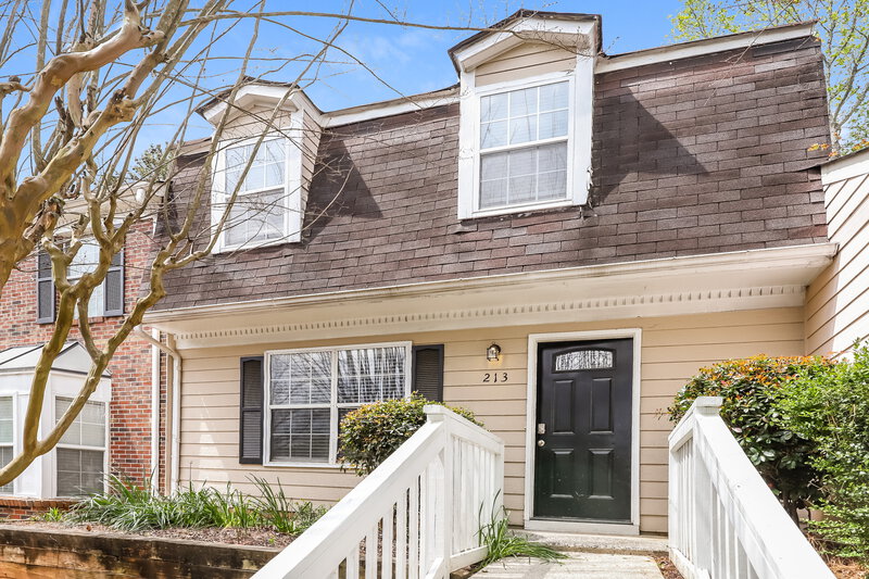 3 Bedroom House – 213 Quail Run, Roswell, GA 30076