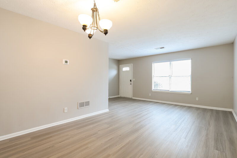 2,625/Mo, 213 Quail Run Roswell, GA 30076 Dining Room View