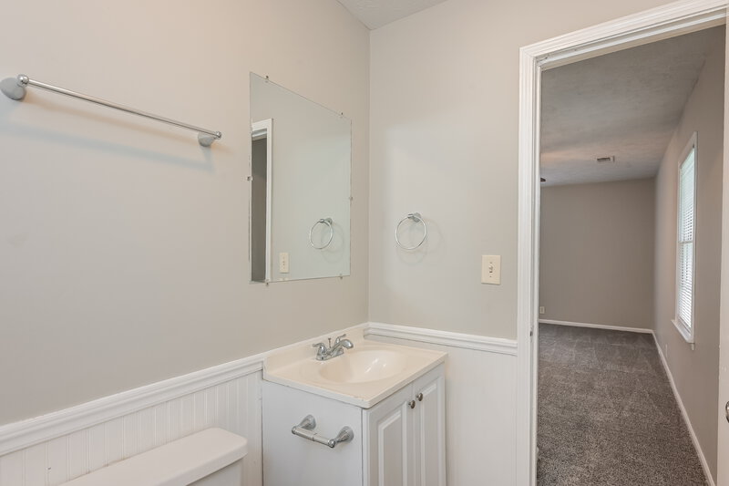 1,510/Mo, 902 Ray Drive Conyers, GA 30012 Main Bathroom View 2