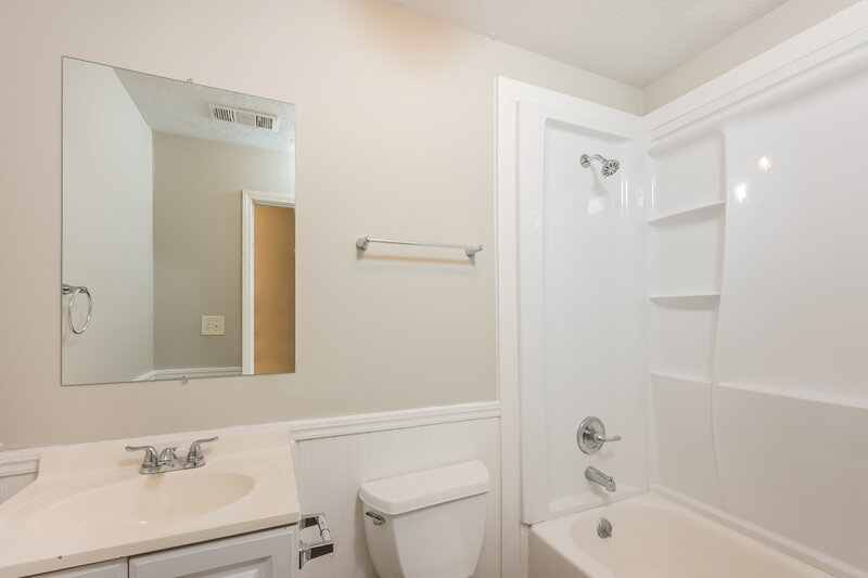 1,510/Mo, 902 Ray Drive Conyers, GA 30012 Bathroom View