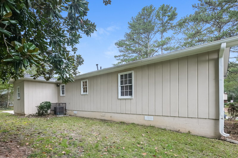 1,510/Mo, 902 Ray Drive Conyers, GA 30012 Rear View