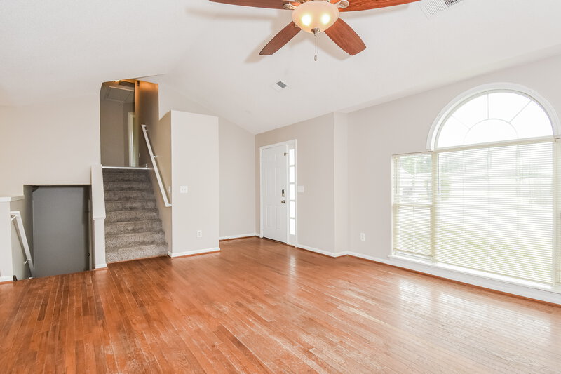 3,330/Mo, 4015 Carmel Court Kennesaw, GA 30144 Living Room View