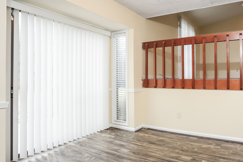 1,855/Mo, 496 Jaywood Drive Stone Mountain, GA 30083 Dining Room View