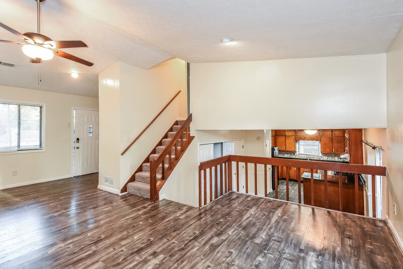 1,860/Mo, 496 Jaywood Drive Stone Mountain, GA 30083 Living Room View 3