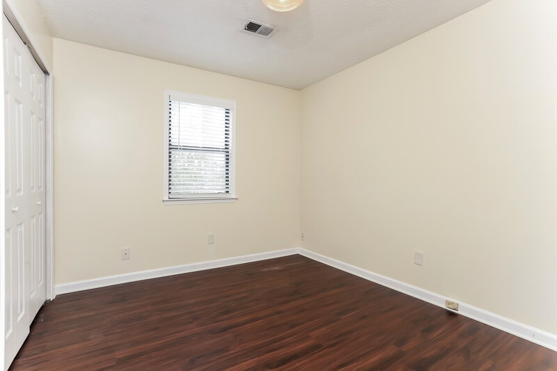 1,855/Mo, 496 Jaywood Drive Stone Mountain, GA 30083 Bedroom View