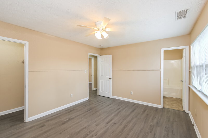 0/Mo, 3451 DEER Trace Lithonia, GA 30038 Main Bedroom View 2