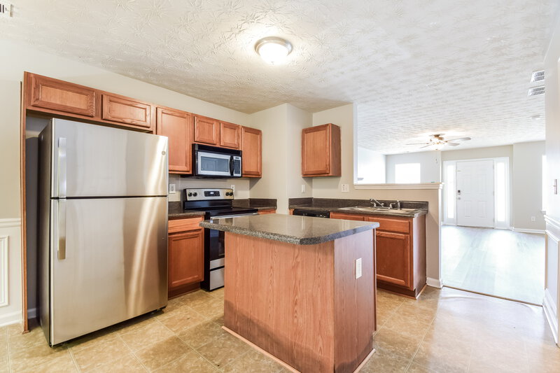 1,455/Mo, 2846 VINING RIDGE TER Decatur, GA 30034 Kitchen View 2