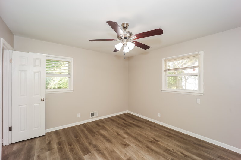 1,595/Mo, 2820 Middleburgh Drive College Park, GA 30349 Main Bedroom View