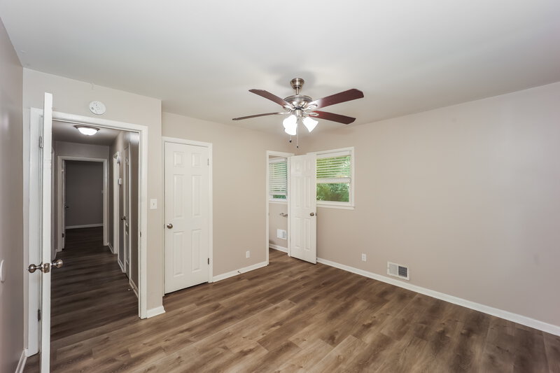 1,595/Mo, 2820 Middleburgh Drive College Park, GA 30349 Main Bedroom View 2