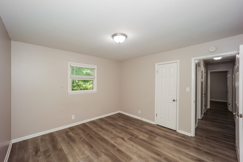 1,595/Mo, 2820 Middleburgh Drive College Park, GA 30349 Bedroom View