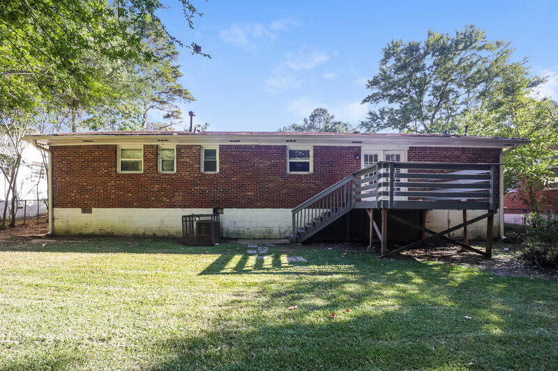 1,595/Mo, 2820 Middleburgh Drive College Park, GA 30349 Rear View