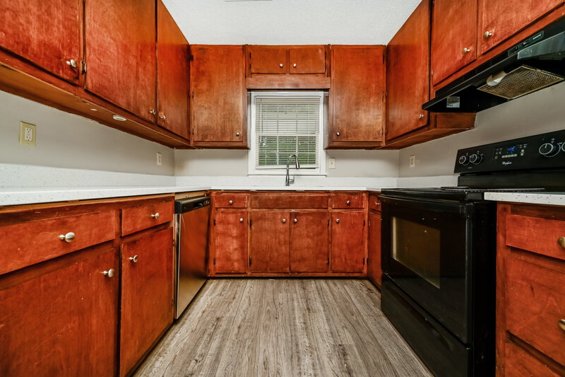 1,930/Mo, 235 Ashland Drive Stockbridge, GA 30281 Kitchen View