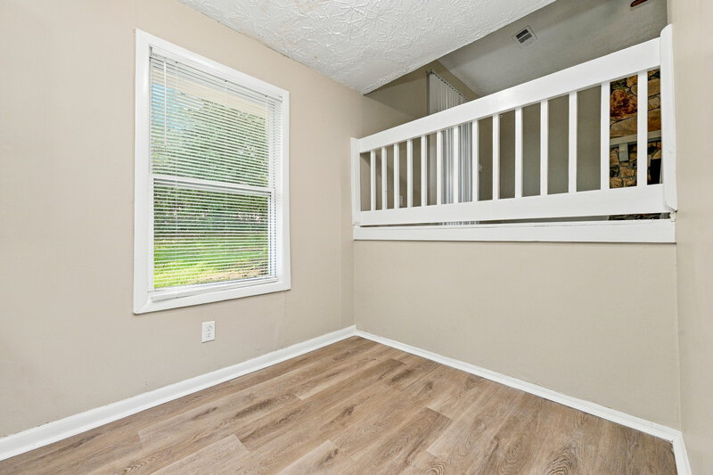 1,540/Mo, 4839 Mainstreet Valley Trace Stone Mountain, GA 30088 Kitchen View 3