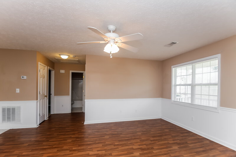 2,220/Mo, 24 Cool Water Court Dallas, GA 30157 Living Room View