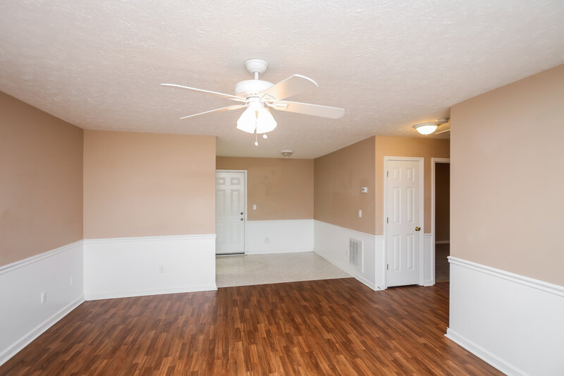 2,220/Mo, 24 Cool Water Court Dallas, GA 30157 Living Room View 3
