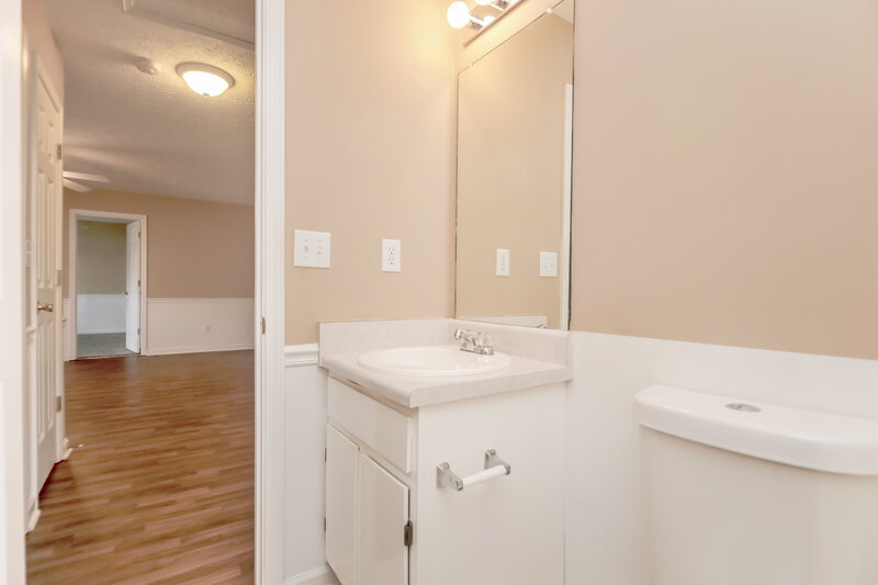 2,220/Mo, 24 Cool Water Court Dallas, GA 30157 Bathroom View 2
