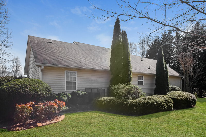 2,220/Mo, 24 Cool Water Court Dallas, GA 30157 Rear View 4