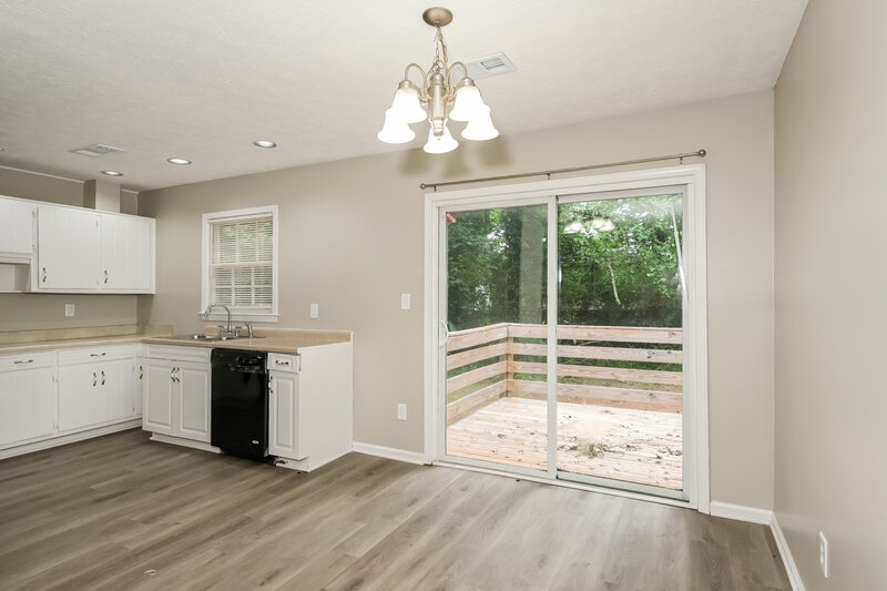 1,700/Mo, 2959 Tiller Trail Stone Mountain, GA 30087 Dining Room View