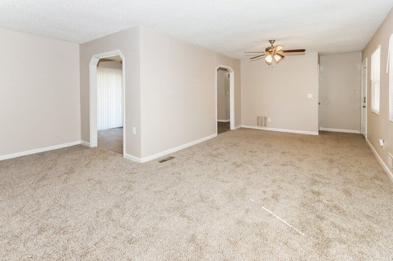 1,435/Mo, 429 Azalea Drive Stockbridge, GA 30281 Living Room View 2