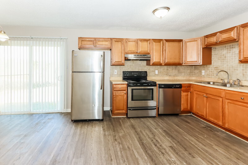 1,435/Mo, 429 Azalea Drive Stockbridge, GA 30281 Kitchen View