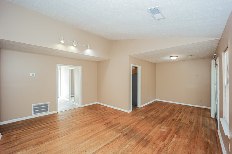 1,495/Mo, 6269 Valdez Drive Rex, GA 30273 Living Room View