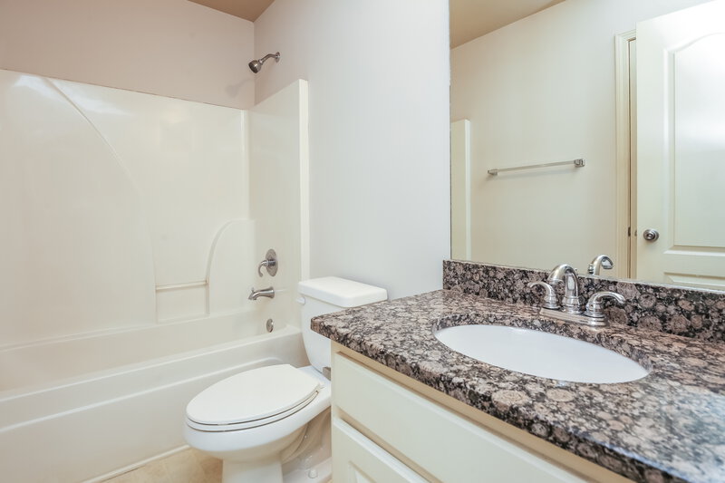 2,065/Mo, 1910 LILY VALLEY DR Lawrenceville, GA 30045 Bathroom View