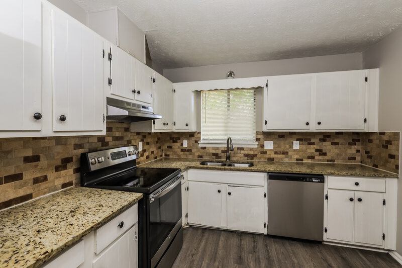 1,870/Mo, 8752 Thomas Road Jonesboro, GA 30238 Misc View 5