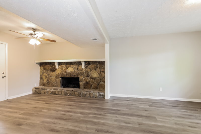 1,870/Mo, 8752 Thomas Road Jonesboro, GA 30238 Misc View 6