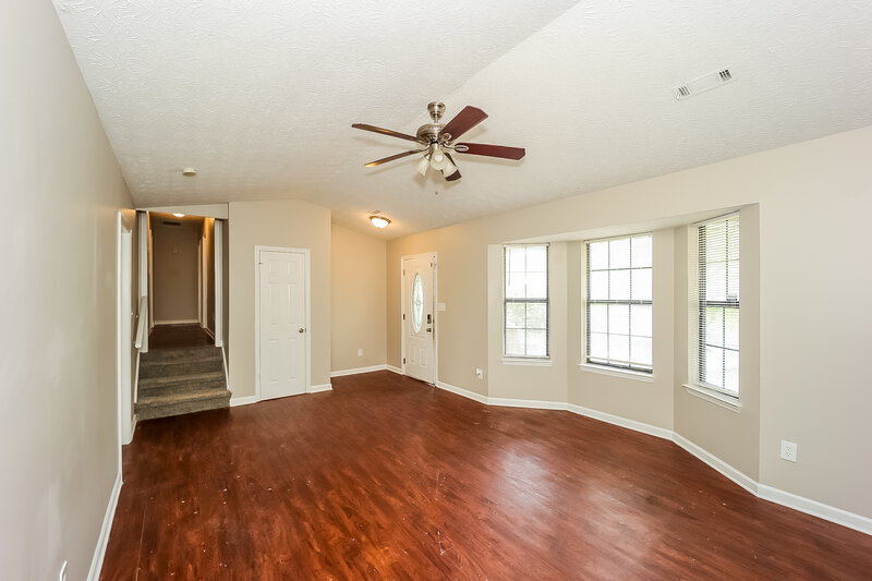 1,670/Mo, 7439 Cardinal Way Riverdale, GA 30274 Living Room View 3