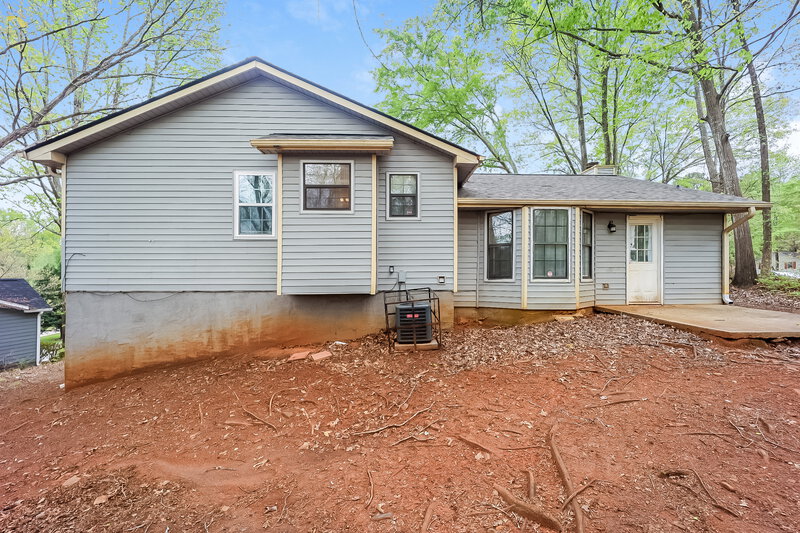 1,670/Mo, 7439 Cardinal Way Riverdale, GA 30274 Rear View