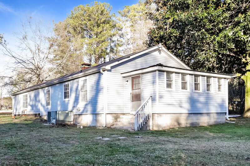 1,495/Mo, 195 Neely Hammonds Road Covington, GA 30014 Rear View